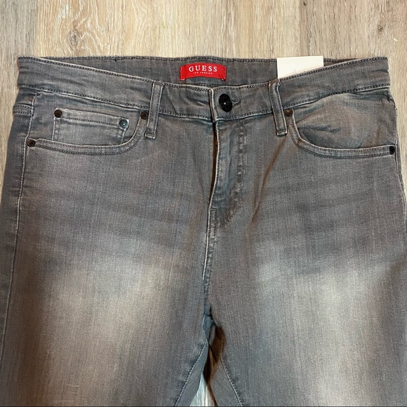 Men’s Guess Jeans - Picture 2 of 8